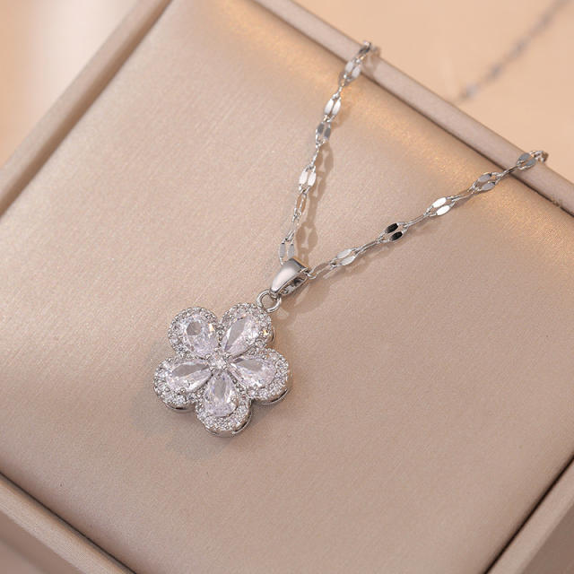 Delicate diamond flower pendant dainty stainless steel chain necklace set