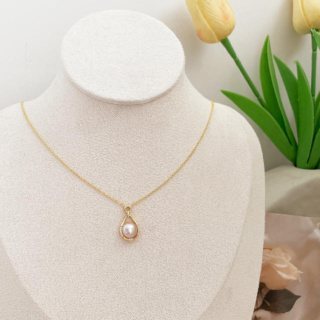 14K water pearl tear drop pendant dainty necklace for women