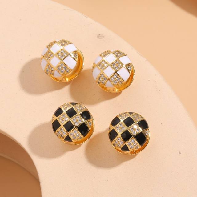 Classic checkered ball copper enamel earrings
