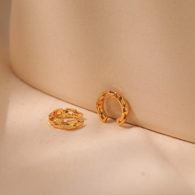 Personality chain design 18K gold plated copper ear cuff