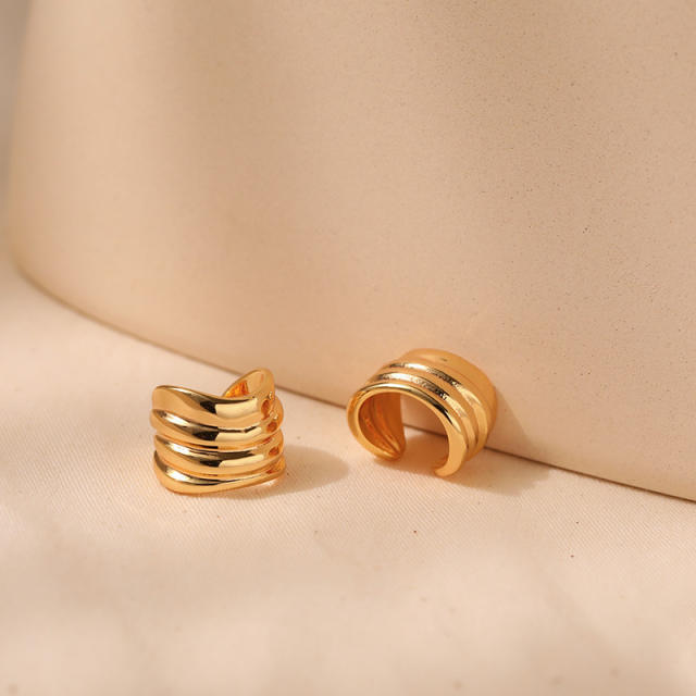 Classic easy match gold plated copper ear cuff