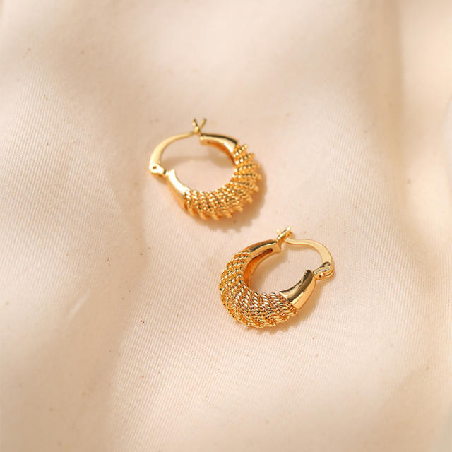18K gold plated copper chunky huggie earrings