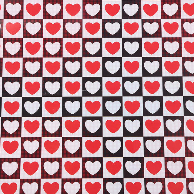 Romantic heart pattern gift wrapping paper