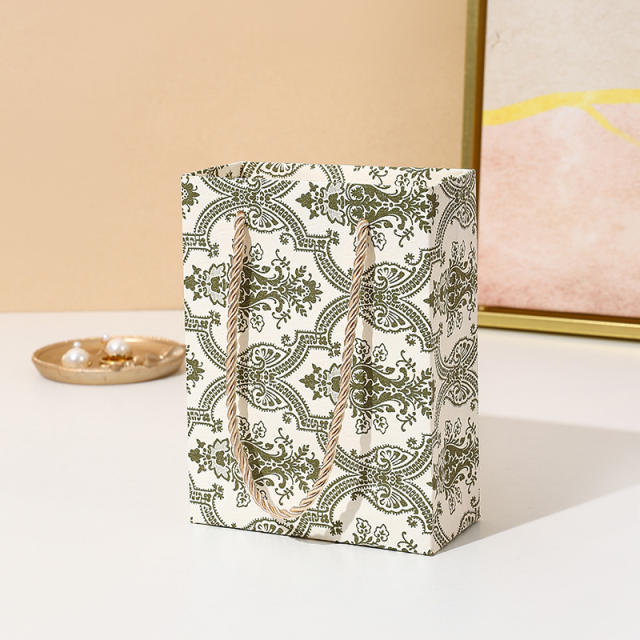 Sweet bow pattern jewelry box