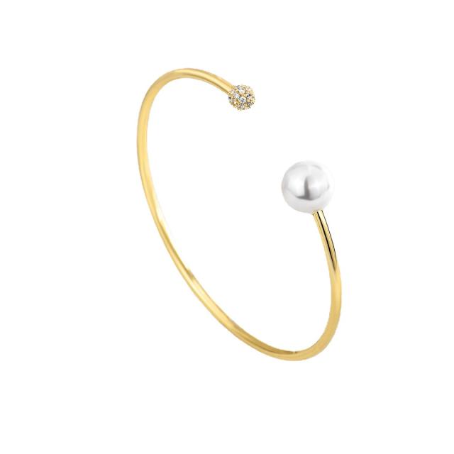 Simple pearl cubic zircon gold plated copper cuffs bangle