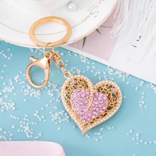 Creative sweet diamond heart keychain