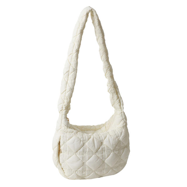 Fashionable quilted crossbody bag puff bag