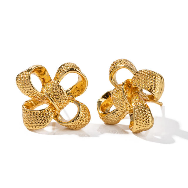 Vintage metal twisted flower petal gold plated copper studs earrings