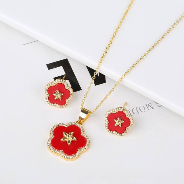 Dainty colorful 5 petal flower gold plated copper necklace set