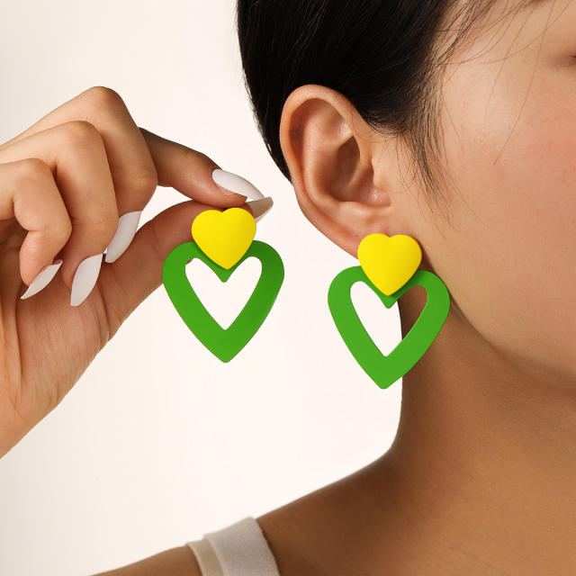 Summer fresh green color hollow out heart dangle earrings for women
