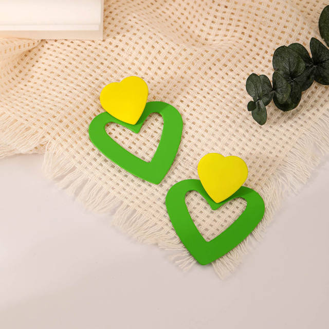 Summer fresh green color hollow out heart dangle earrings for women