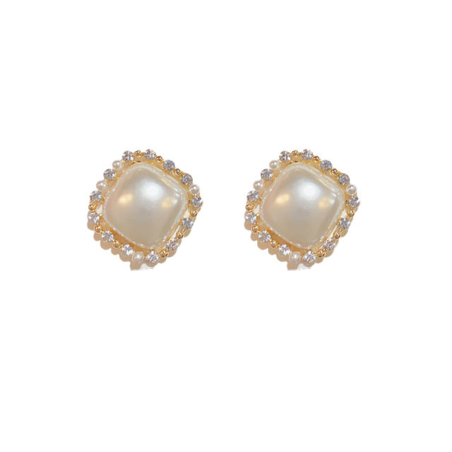 925 needle elegant pearl studs earrings