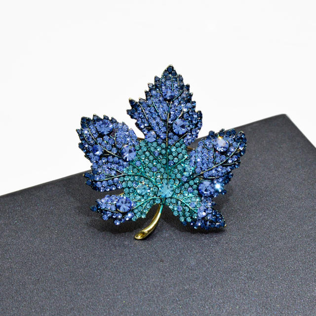 Blue color diamond gradient color maple leaf brooch