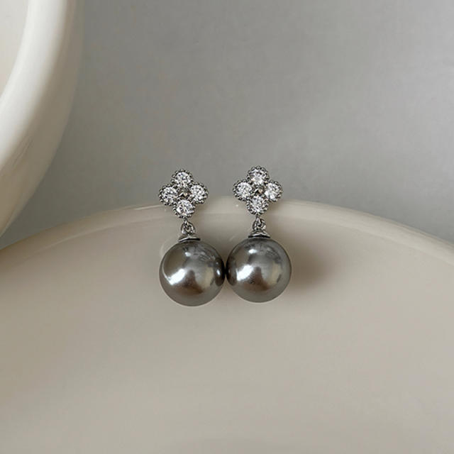 Elegant black gray color pearl drop earrings