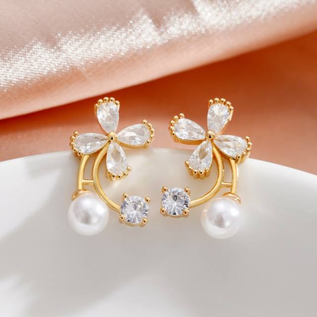 Chic cubic zircon diamond flower pearl women earrings