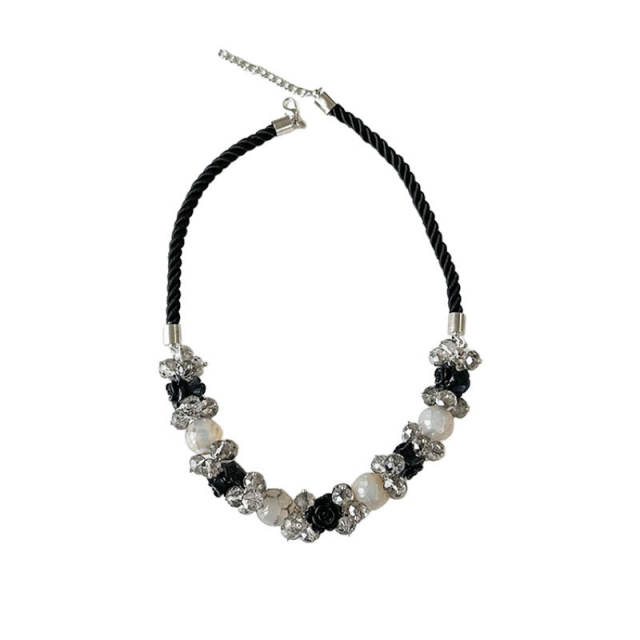 Vintage black color rose flower crystal bead women necklace