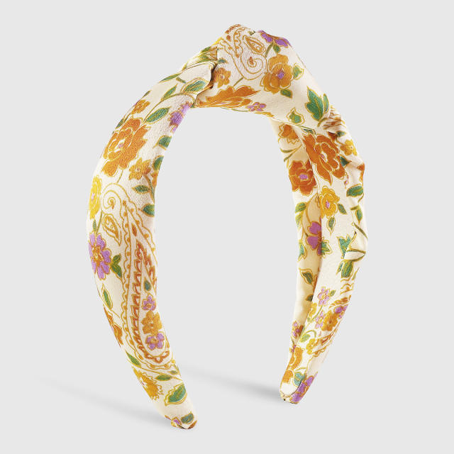 Vintage floral pattern knotted headband