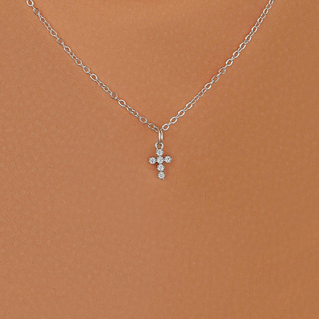 Y2K diamond cross pendant choker necklace