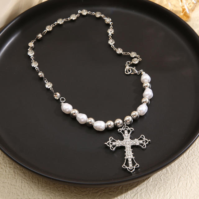 Y2K diamond cross pendant choker necklace