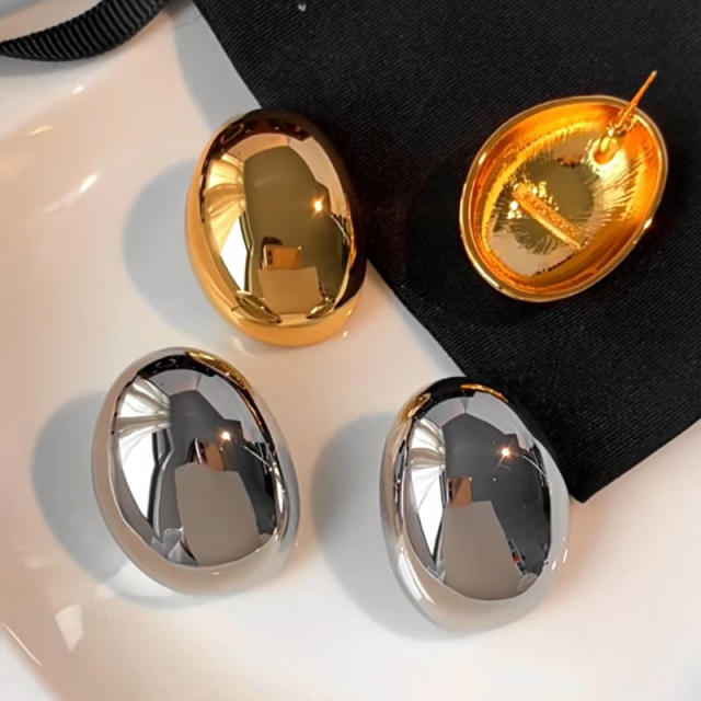 Hot sale egg shape gold plated copper chunky studs earrings