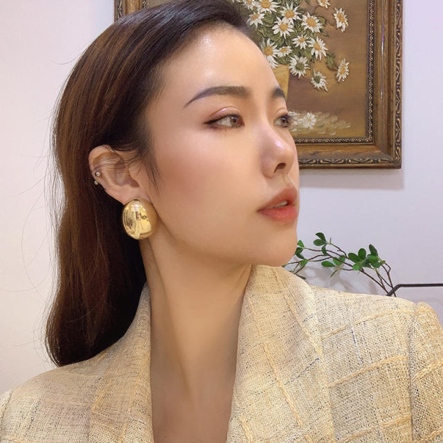 Hot sale egg shape gold plated copper chunky studs earrings