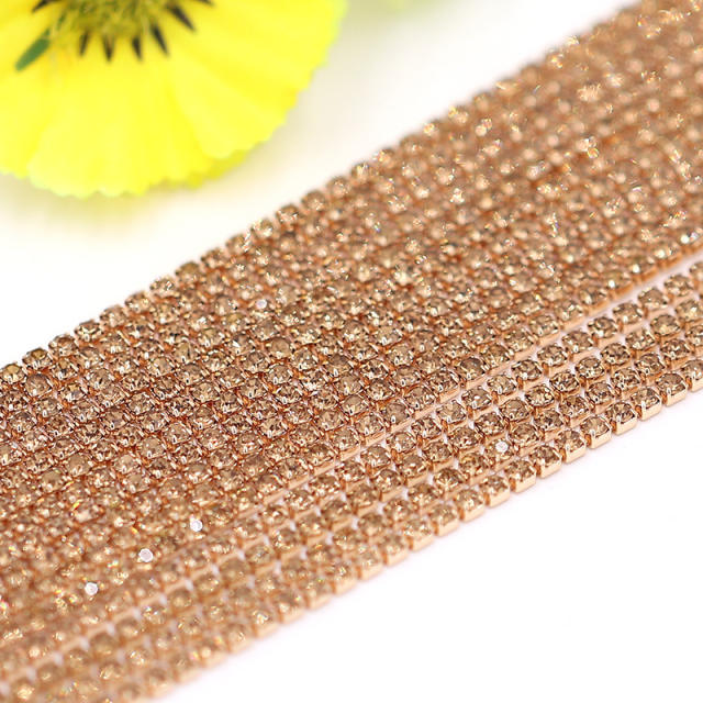 DIY colorful rhinestone chain