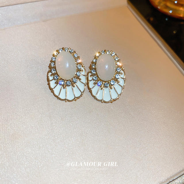 Vintage oval shape white enamel studs earrings for women