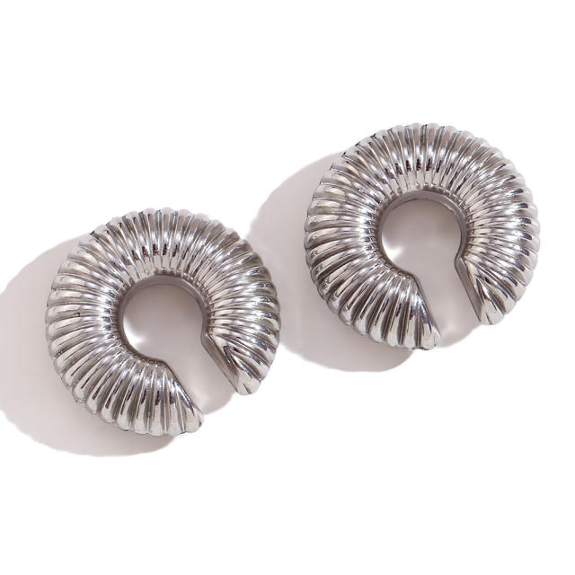 18KG thread pattern chunky stainless steel ear cuff