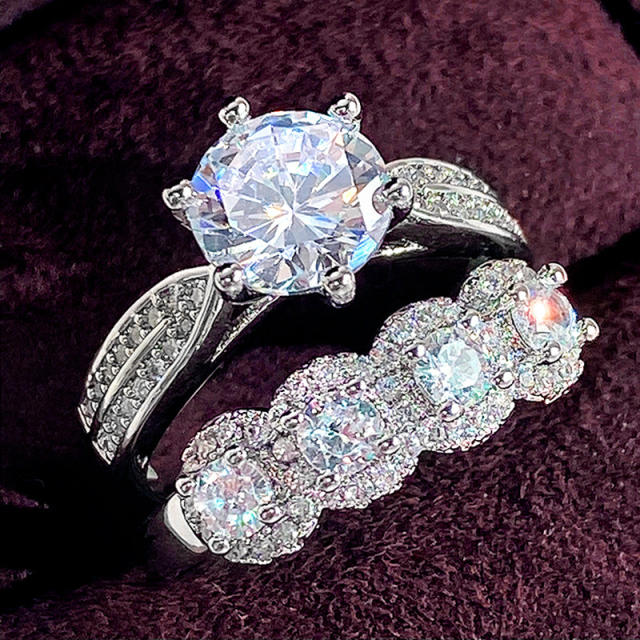 2pcs super shiny diamond wedding rings set