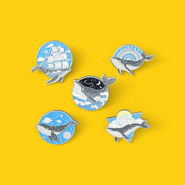 Creative blue color ocean series whale alloy brooch pins