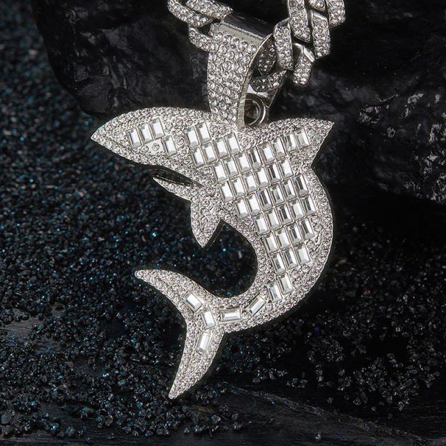 Hiphop diamond shark pendant chunky cuban link chain choker necklace