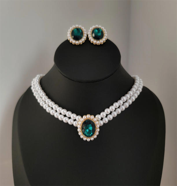 Elegant emerald oval shape pearl strand choker necklace earrings set