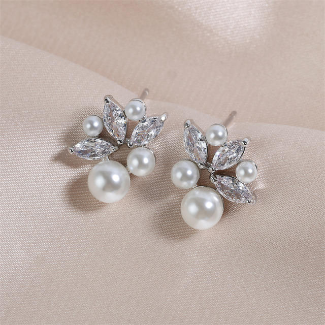 Chic cubic zircon pearl bead women studs earrings