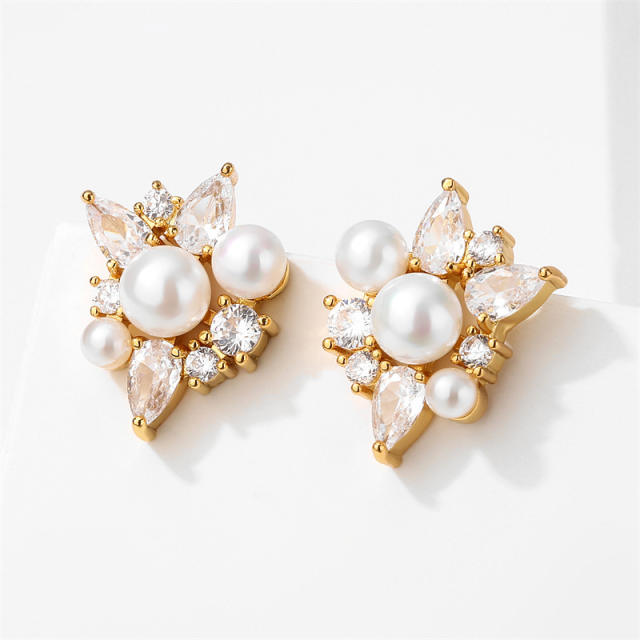 Chic pearl bead cubic zircon copper studs earrings