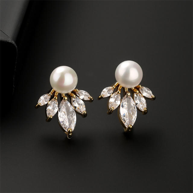 Delicate cubic zircon one pearl women studs earrings