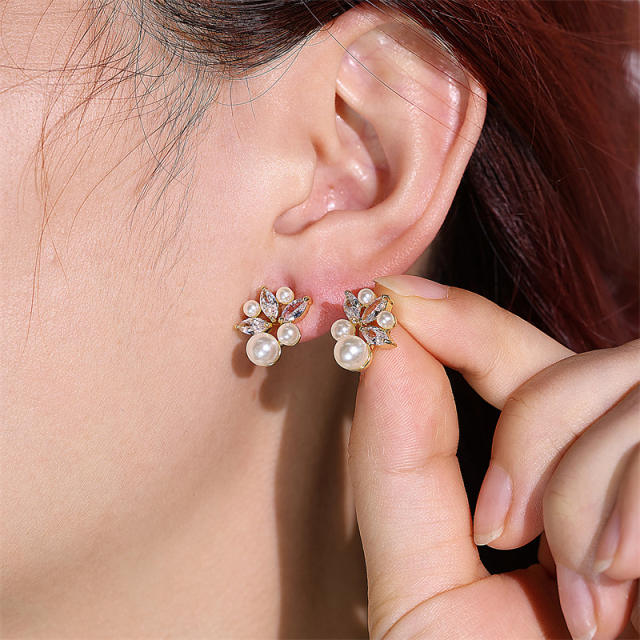 Chic cubic zircon pearl bead women studs earrings