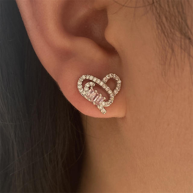 Sweet diamond heart pink cubic zircon copper studs earrings