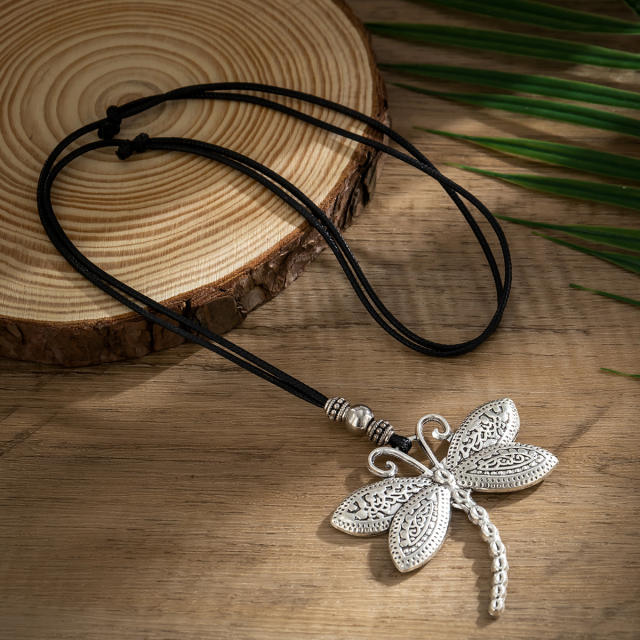 Boho beach trend oversize dragonfly charm adjustable choker necklace