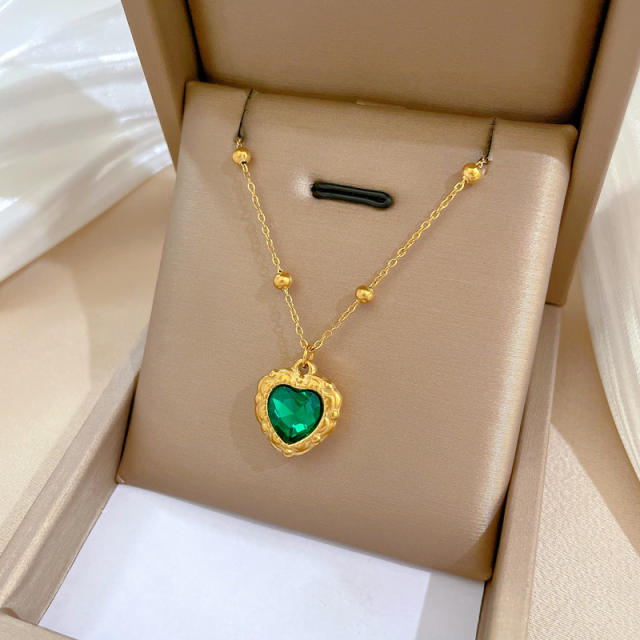 Sweet emerald cubic zircon heart pendant stainless steel chain necklace