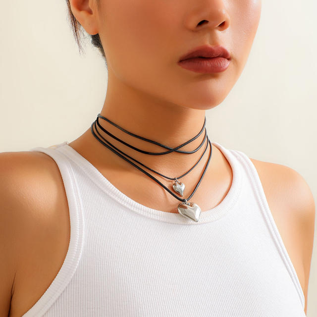 Y2K punk trend metal heart charm black rope choker necklace string necklace