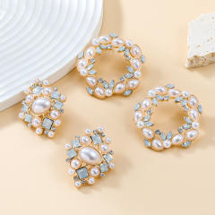 Geometric shape circle diamond shape pearl bead women studs earrings