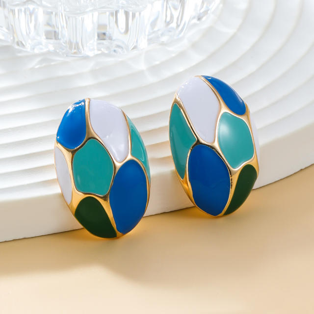 Sweet contrast color enamel oval shape metal studs earrings