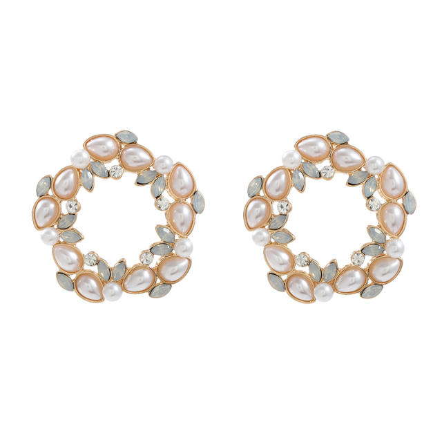 Geometric shape circle diamond shape pearl bead women studs earrings