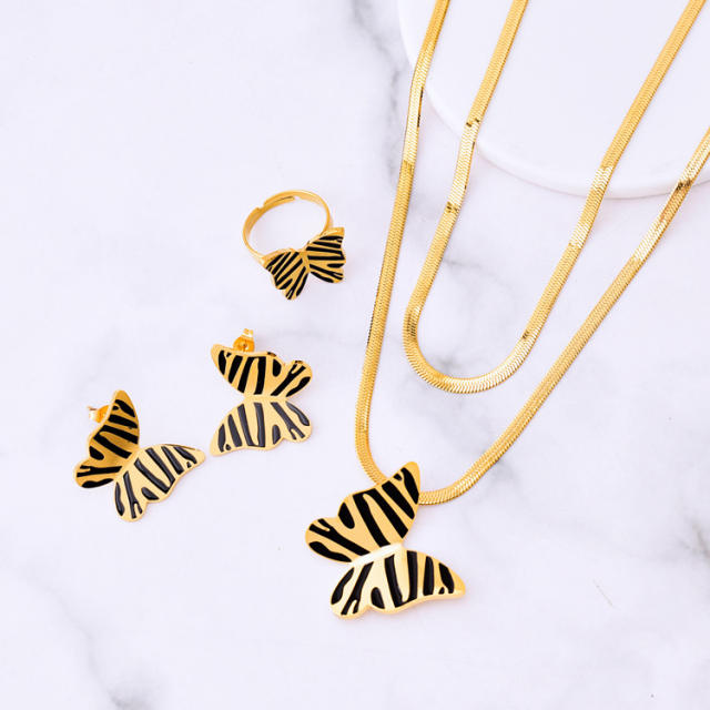 Personality tiger pattern butterfly stainless steel necklace set