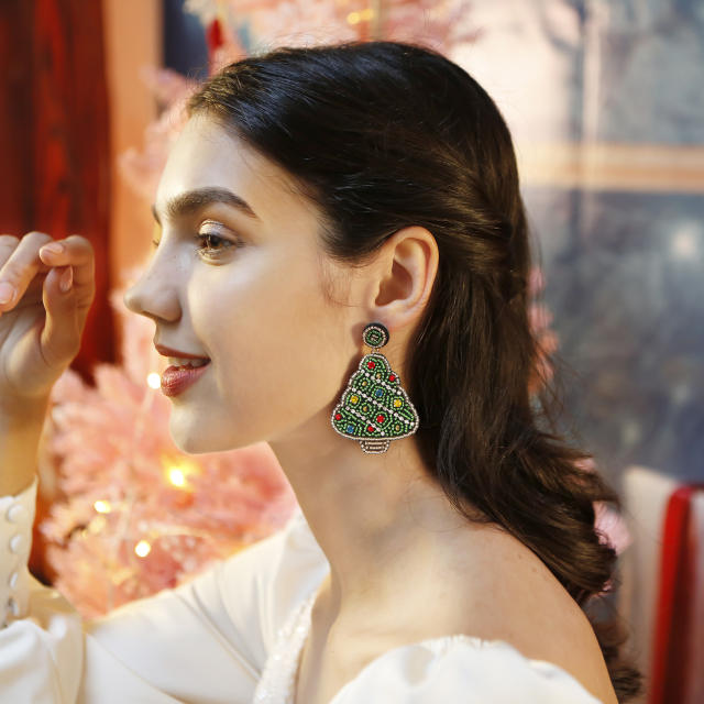 Handmade bead christmas tree design dangle earrings for women