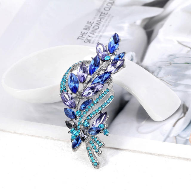 Luxury blue color glass crystal women brooch