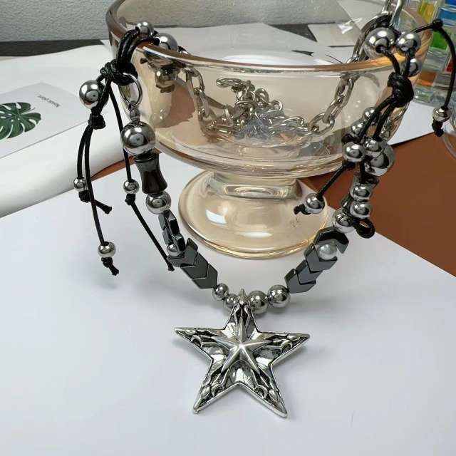 Y2K gothic silver star charm necklace