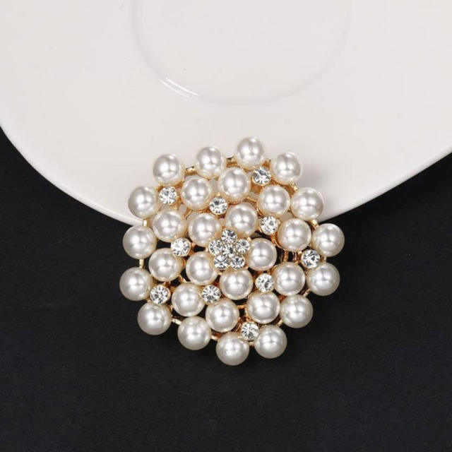 Delicate imitation pearl rhinestone flower metal brooch gift brooch