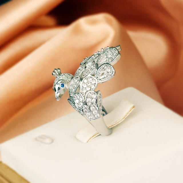 Delicate full diamond peacock design finger rings