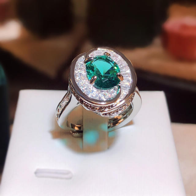 Vintage emerald oval shape statement finger rings